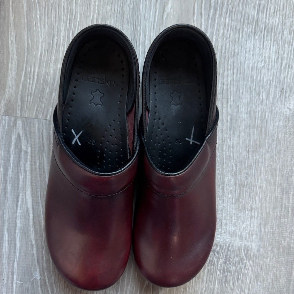 Dansko Burgundy Mules - Picture 2 of 8